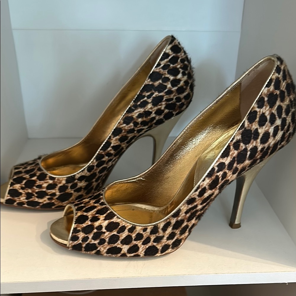 D&G Brown and Gold High Heel Pumps